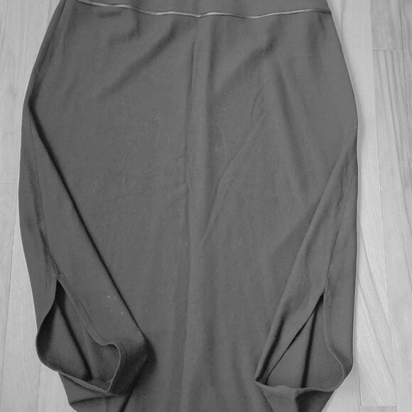 Stunning Sarah Pacini Black Drop Crotch Capris - Picture 7 of 7